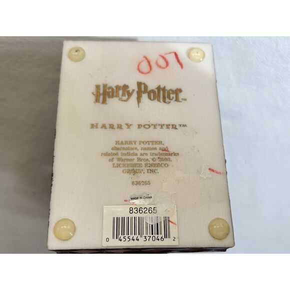 Harry Potter Enesco Book Buddy Reading A Quidditch Book Book End - Picture 6 of 6